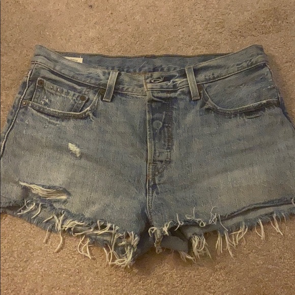 Levi’s denim shorts